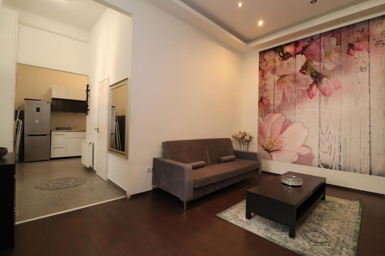 Broadway Downtown Deluxe Budapest Ngoại thất bức ảnh