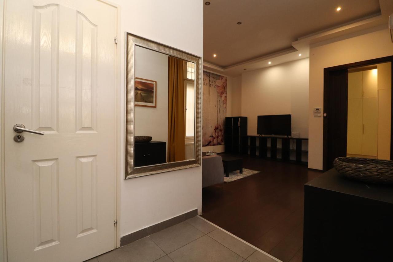 Broadway Downtown Deluxe Budapest Ngoại thất bức ảnh