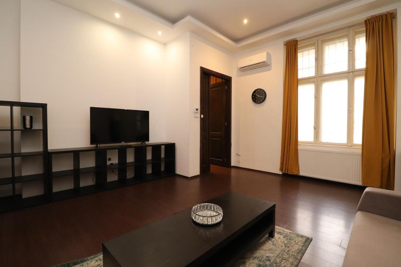 Broadway Downtown Deluxe Budapest Ngoại thất bức ảnh